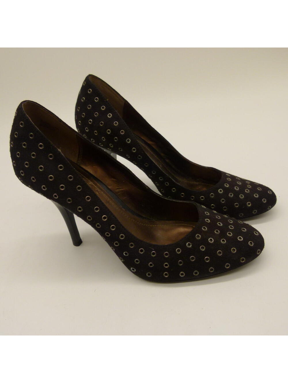 EUC VICTOR Vitor Alfaro grommit fabric black heel 4 inch 10
